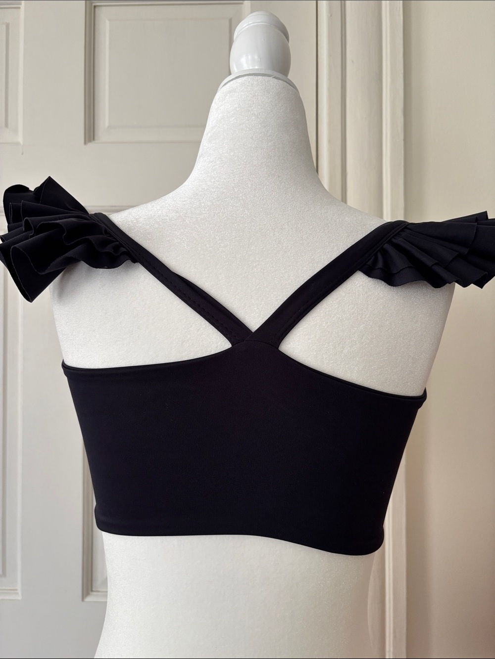 EUC XS Port de Bras Cross Ruffle Crop top black and chantilly sports bra - Picture 5 of 7